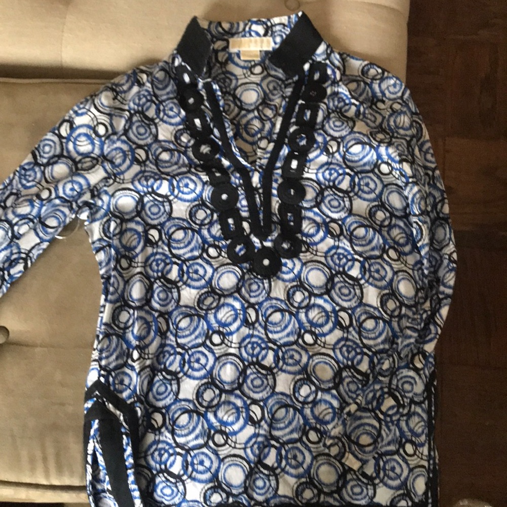 Michael Kors Cotton whimsical top.